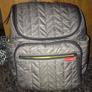 Skip hop Diaper bag GENTLY USED!